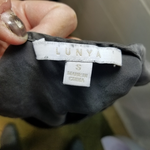 Lunya meditative slate gray washable tulip back tank top - Picture 5 of 10